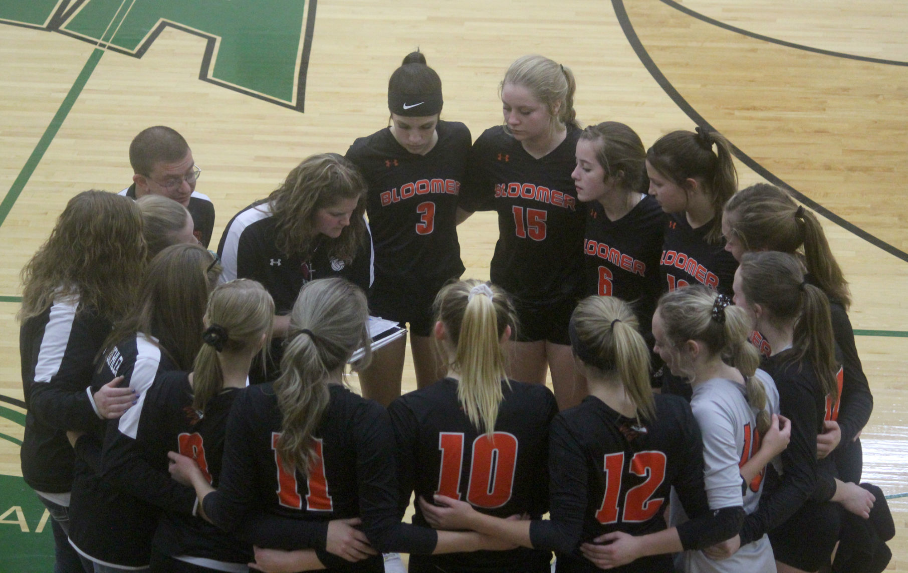 Bloomer volleyball at Osceola 10-31-19